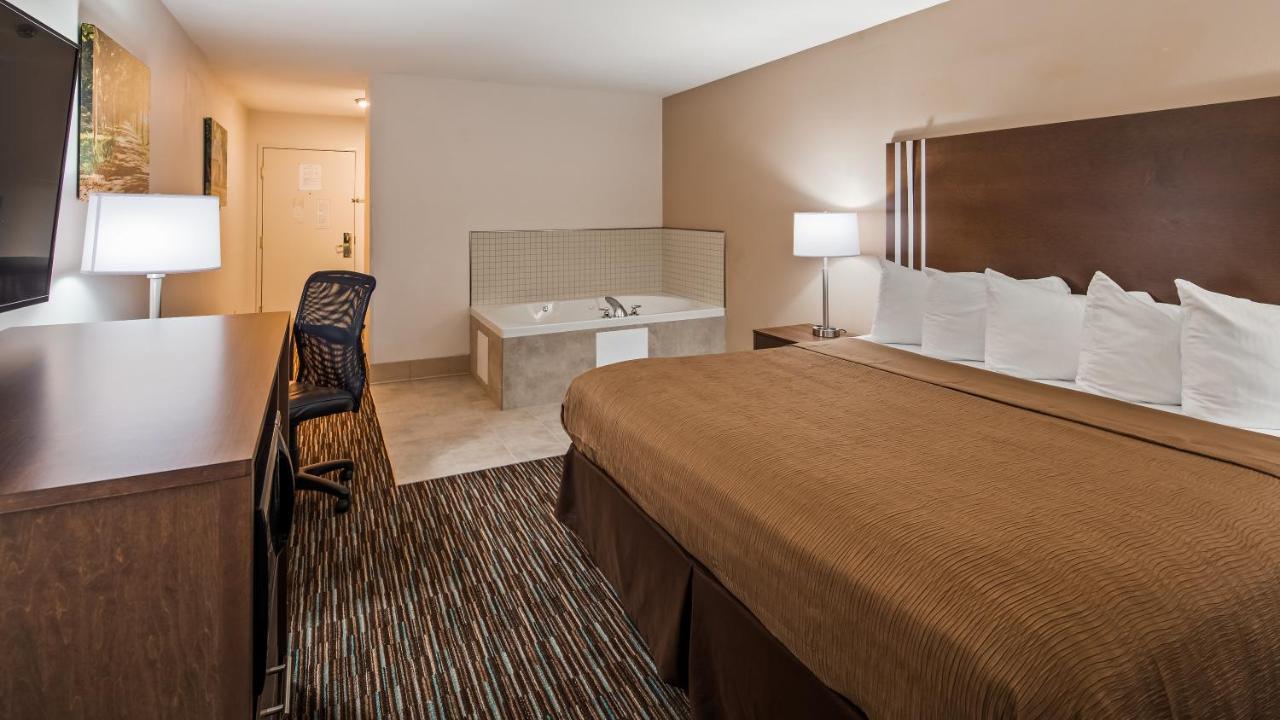 Best Western Brookfield Bagian luar foto